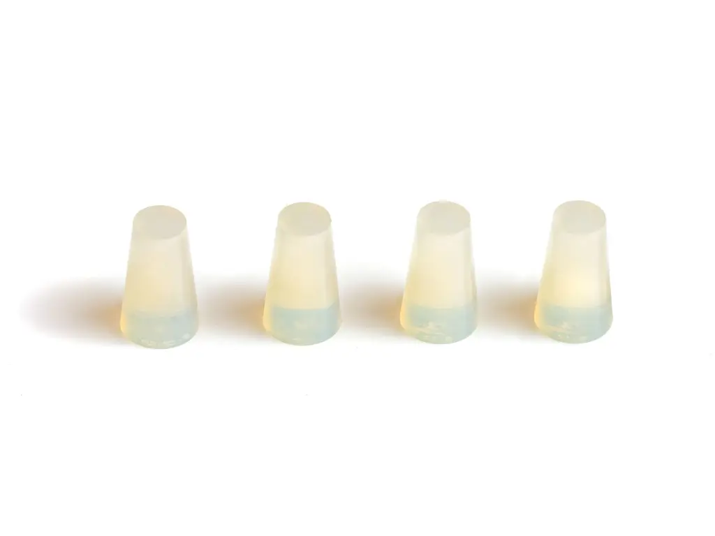 25_AMS_SiliconePlugs_03.webp